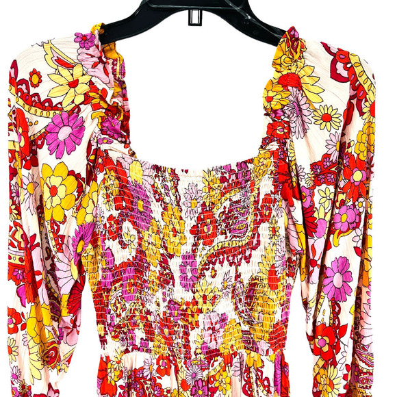 Angie NWT Juniors Floral Print Long Sleeve Smocked Bodice Fit-And-Flare Dress M - Picture 6 of 8